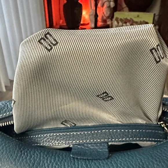 Elegant Teal Satchel Bag - Picture 10 of 13